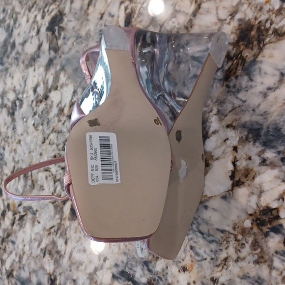 Steve Madden Isobel Pink Metallic Clear Lucite Wedge Sandals Size 8.5  NWOB - Picture 16 of 16